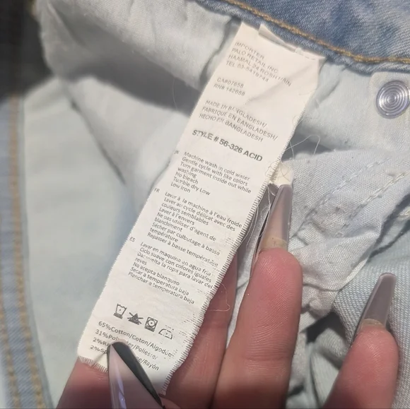 Refuge Women's Light Blue High Rise Jeans - Picture 7 of 7